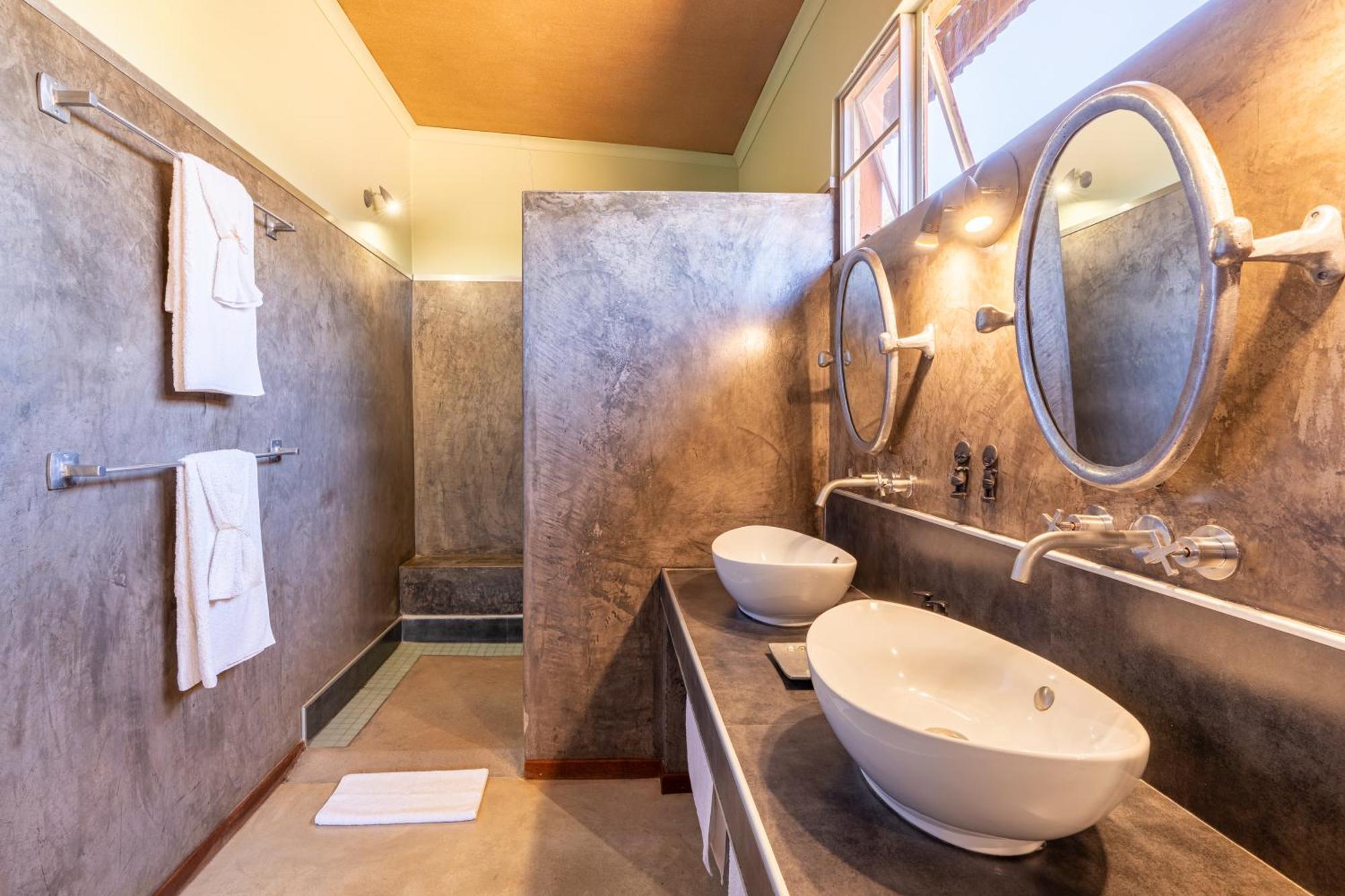 Okonjima Plains Camp Villa Otjiwarongo Buitenkant foto