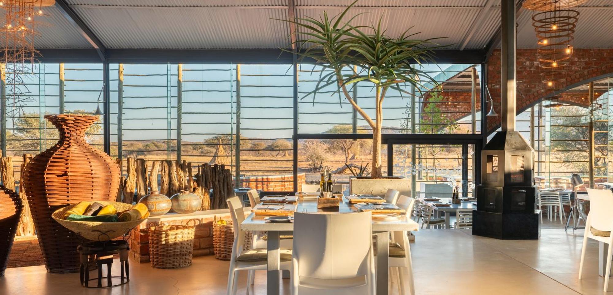 Okonjima Plains Camp Villa Otjiwarongo Buitenkant foto